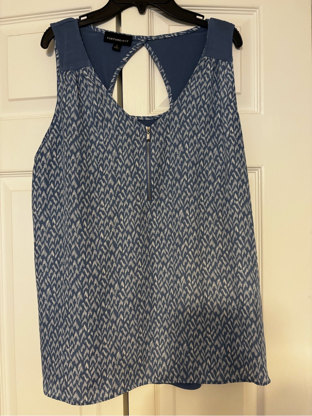 Fortune + Ivy Blue Patterned Sleeveless Blouse